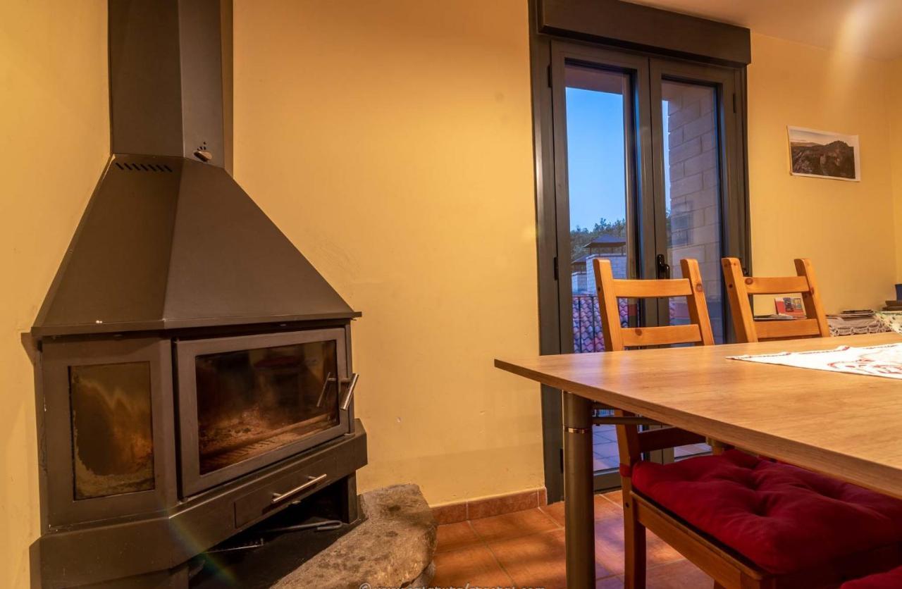Casa Rural Graeras En Castigaleu Ngoại thất bức ảnh