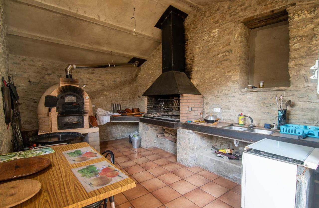 Casa Rural Graeras En Castigaleu Ngoại thất bức ảnh